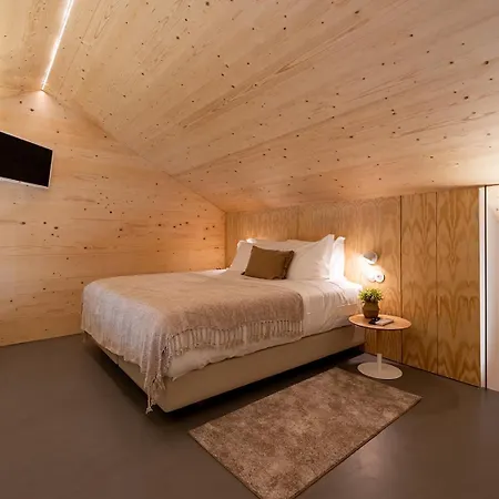 Quinta Piramides 아파트 *